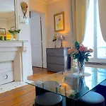 L'appartement Orsel * Paris